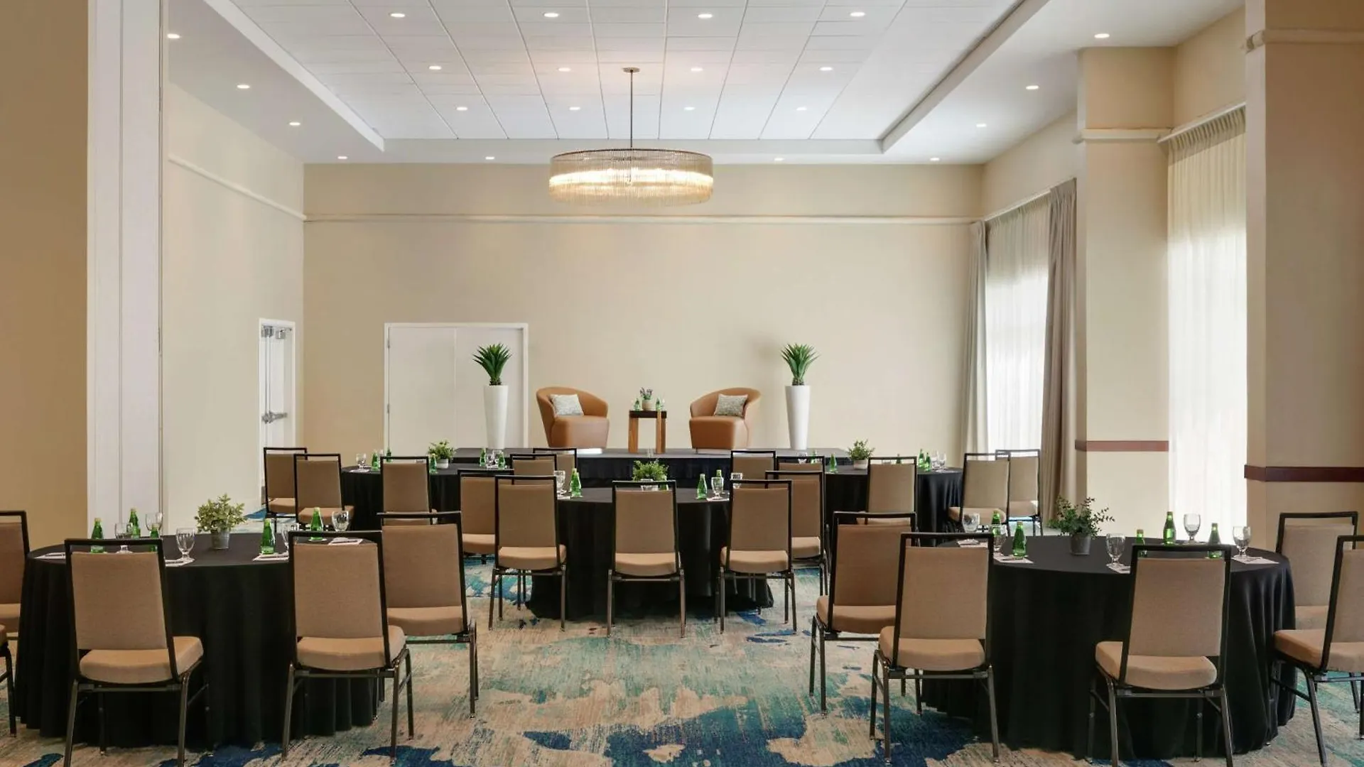 Embassy Suites By Hilton San Juan - Hotel & Casino