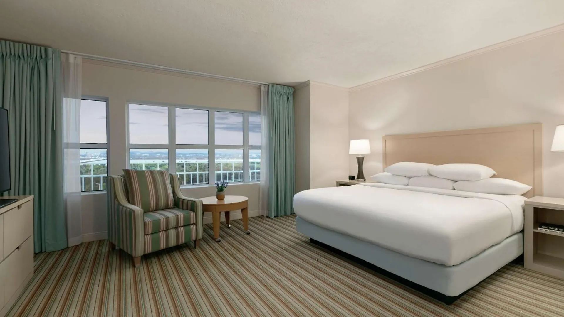 Embassy Suites Hotel San Juan Hotel y Casino Resort