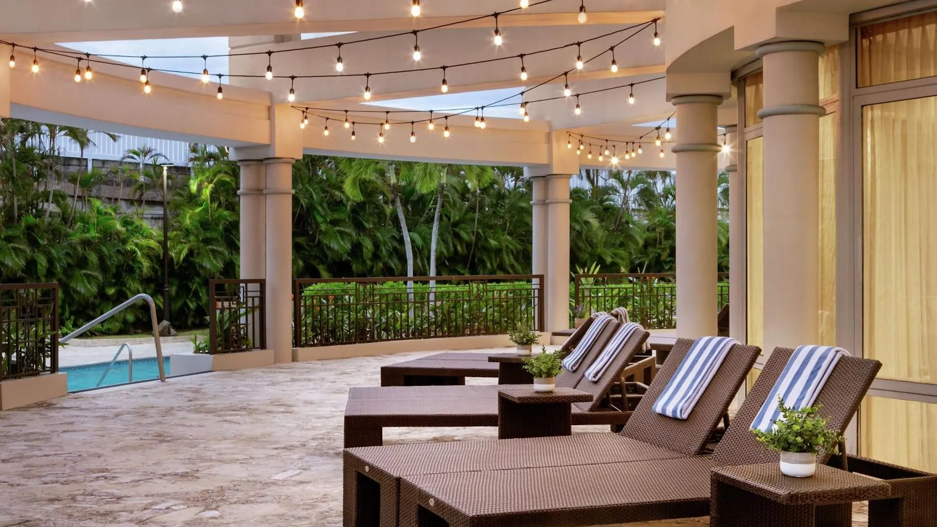 Resort Embassy Suites By Hilton San Juan - Hotel & Casino