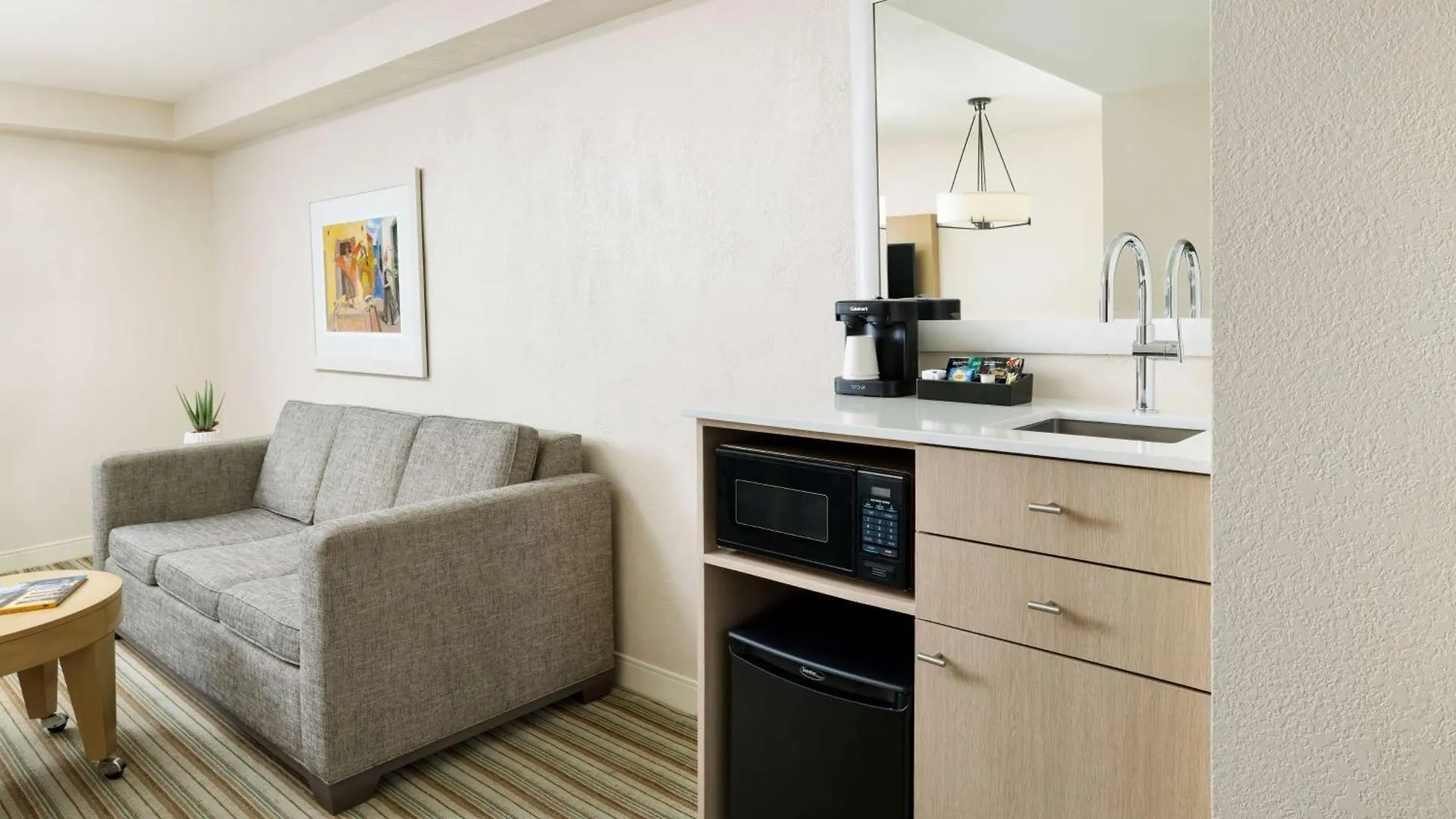 Resort Embassy Suites By Hilton San Juan - Hotel & Casino