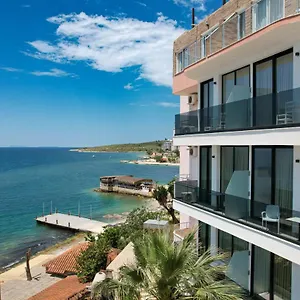 Piccolino 3* Sarande